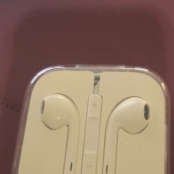 ๐ฑNew For Apple iPhone Wired 3.5MM Earbuds Headset - Picture 6 of 11